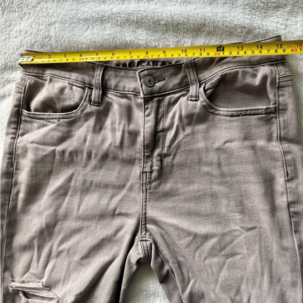 American Eagle Outfitters Women's Light Gray Ripped Skinny Jeans Sz 6 - Picture 8 of 12